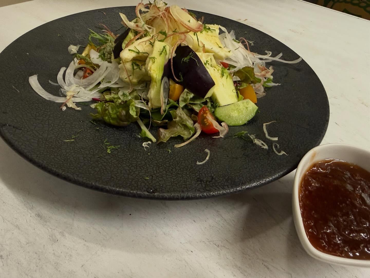 【すすきの×和食xよさこいx祭り】21時00分まで営業中です「水茄子と香味野菜のサラダ」《西鶴 狸小路店》restaur…