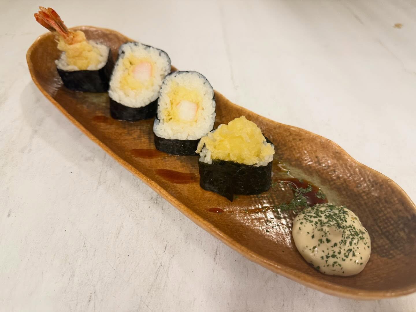 【狸小路×海鮮x天ぷらxエビ】本日のおすすめ「エビ天巻き」《西鶴 狸小路店》restaurants/sushi/omak…