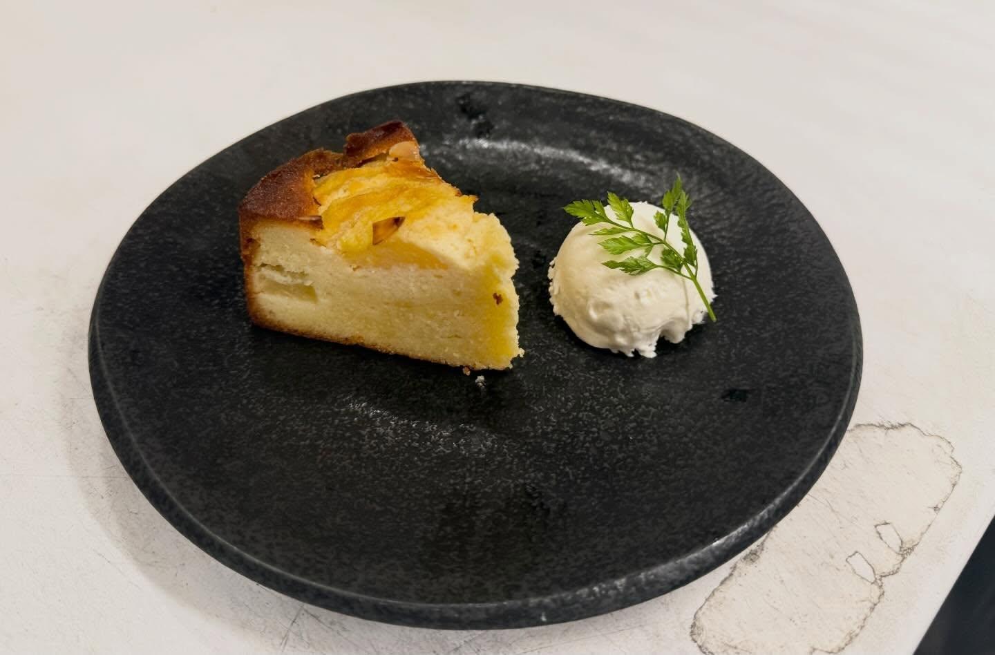 【狸小路×海鮮x宴会xオータム】本日のおすすめ「洋梨のアーモンドケーキ」《西鶴 狸小路店》restaurants/sus…